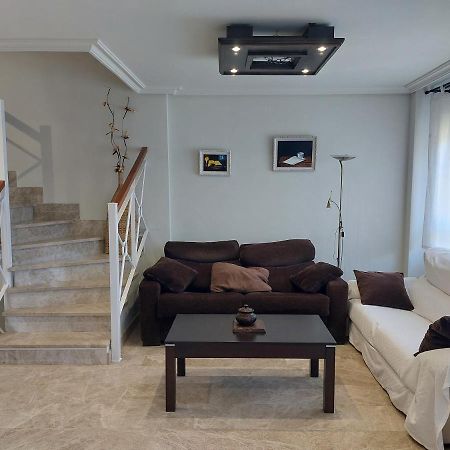 Chalet Urbano En Salamanca Santa Marta de Tormes Ngoại thất bức ảnh